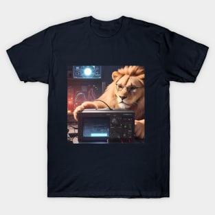 Computer Technician Lion T-Shirt